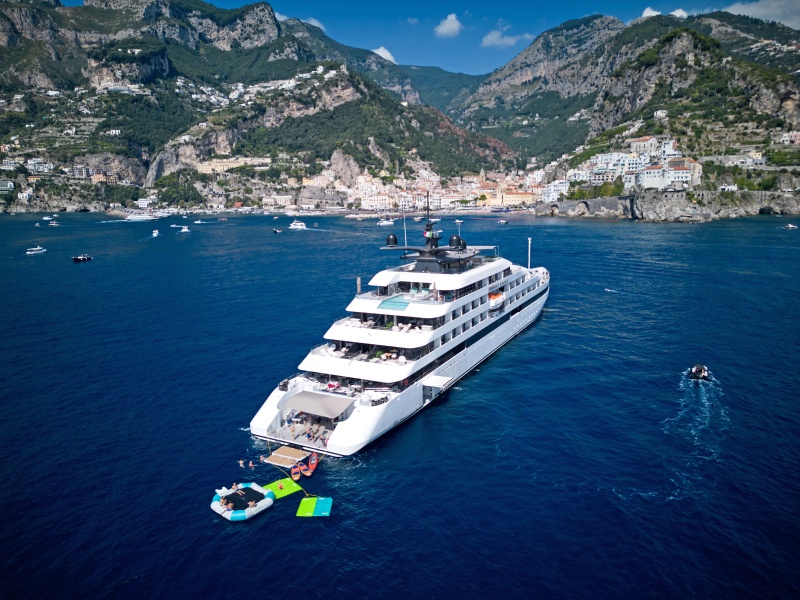https://emerald.cruises